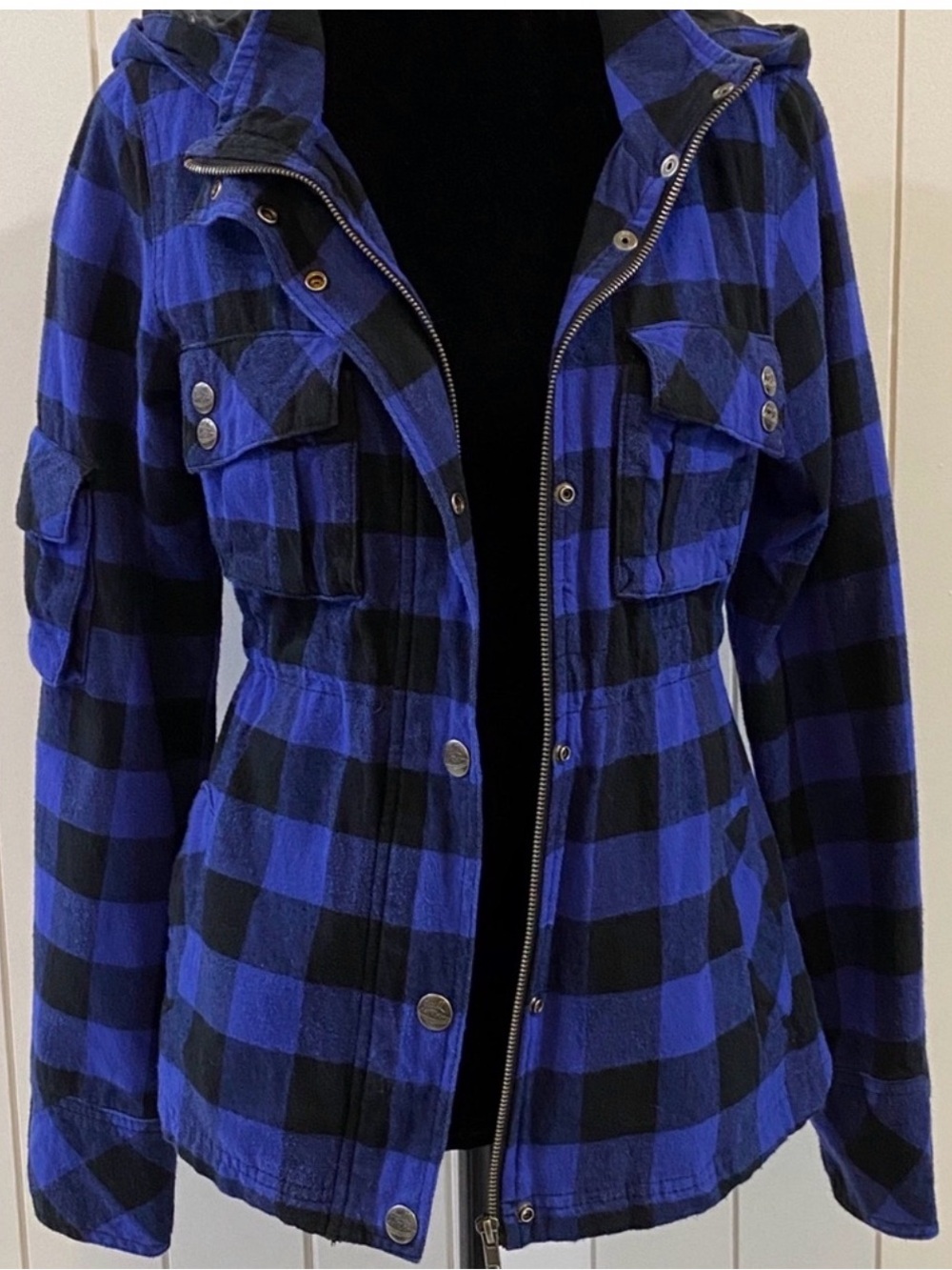 O’Neill Y2K Women’s Blue Black Buffalo Plaid Flannel Cinched Waist Jacket Size M